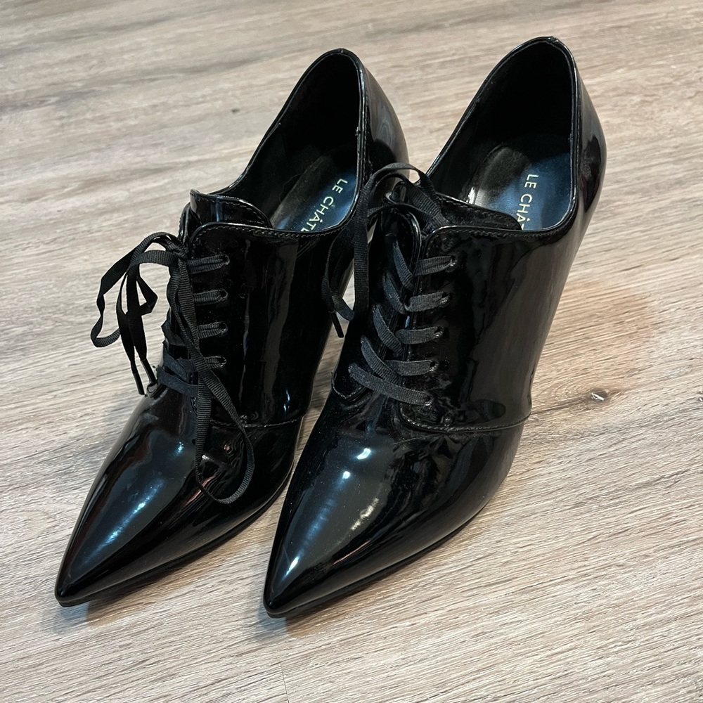 Le Chateau Oxford Heels Black Faux Leather Size 39